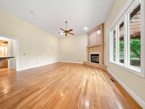 Living - 3411 E Anne St, Ozark, MO 65721 photo 12 of 12