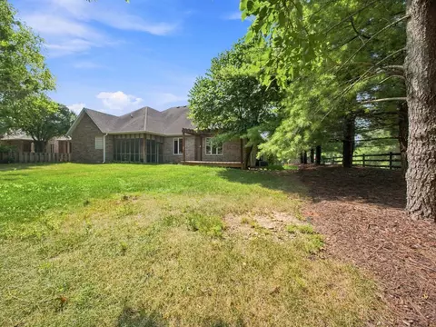 Exterior - 3411 E Anne St, Ozark, MO 65721 photo 12 of 14