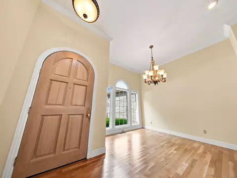 Entry Way - 3411 E Anne St, Ozark, MO 65721 photo 1 of 3