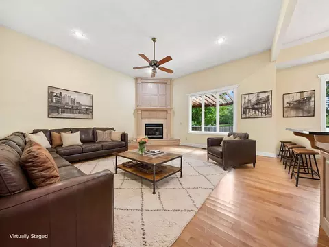Living - 3411 E Anne St, Ozark, MO 65721 photo 10 of 12