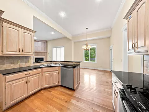 Kitchen - 3411 E Anne St, Ozark, MO 65721 photo 4 of 4