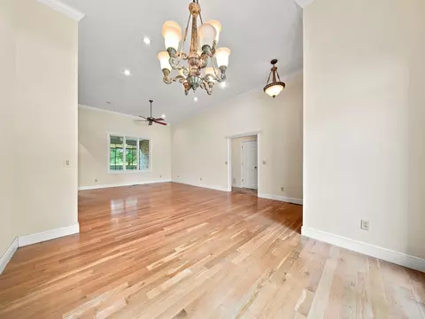 Living - 3411 E Anne St, Ozark, MO 65721 photo 5 of 12
