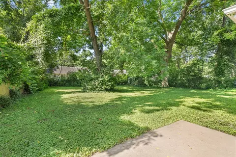 Exterior - 2648 E Grand St, Springfield, MO 65804 photo 8 of 8