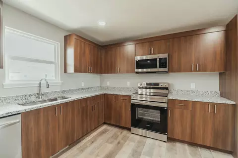 Kitchen - 1217 E Macon St, Republic, MO 65738 photo 3 of 3