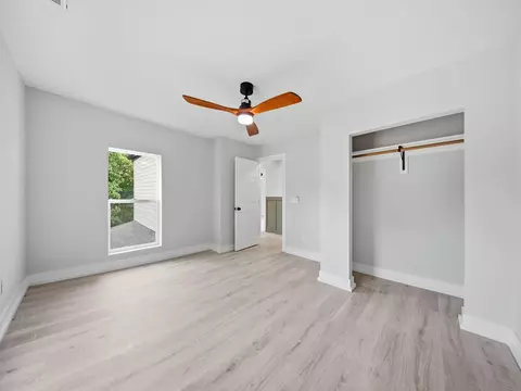 Bedroom - 1139 W Lynn St, Springfield, MO 65802 photo 7 of 12
