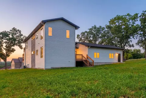 Exterior - 27671 Drifters Blvd, Eagle Rock, MO 65641 photo 7 of 21