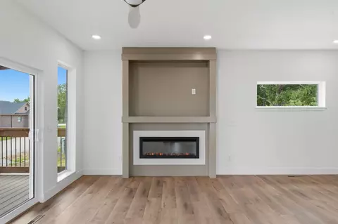 Living - 27671 Drifters Blvd, Eagle Rock, MO 65641 photo 3 of 7