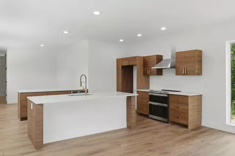 Kitchen - 27671 Drifters Blvd, Eagle Rock, MO 65641 photo 4 of 6