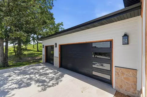 Exterior - 27671 Drifters Blvd, Eagle Rock, MO 65641 photo 12 of 21