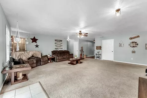 Living - 77 Lookin Up Dr, Marshfield, MO 65706 photo 1 of 1