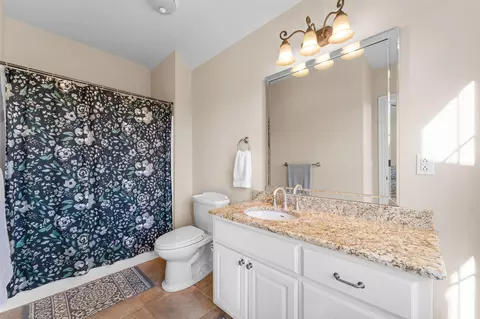Bath - 151 Royal Dornoch Dr, Branson, MO 65616 photo 4 of 5