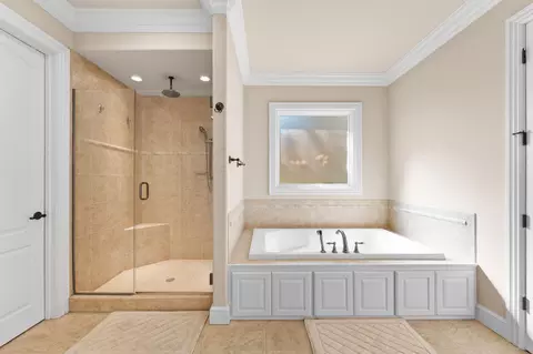 Bath - 151 Royal Dornoch Dr, Branson, MO 65616 photo 2 of 5