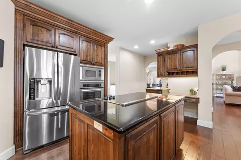 Kitchen - 151 Royal Dornoch Dr, Branson, MO 65616 photo 4 of 5