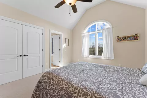 Bedroom - 151 Royal Dornoch Dr, Branson, MO 65616 photo 3 of 5