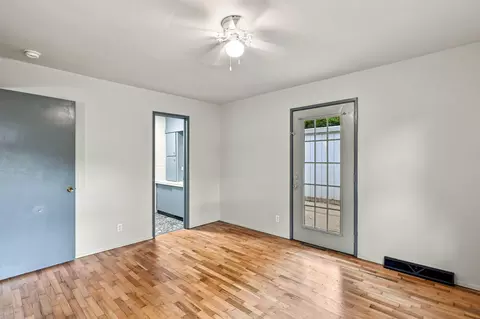 Bedroom - 746 N Oak Grove Ave, Springfield, MO 65802 photo 4 of 4