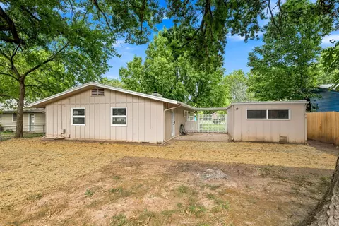 Exterior - 746 N Oak Grove Ave, Springfield, MO 65802 photo 7 of 7