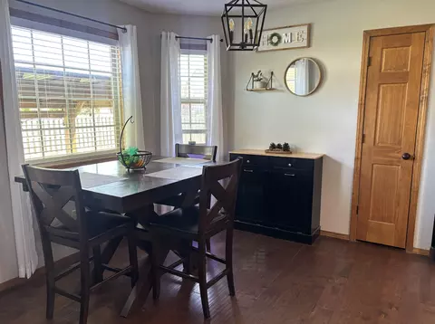 Dining - 3504 N Ledgestone Dr, Ozark, MO 65721 photo 2 of 2