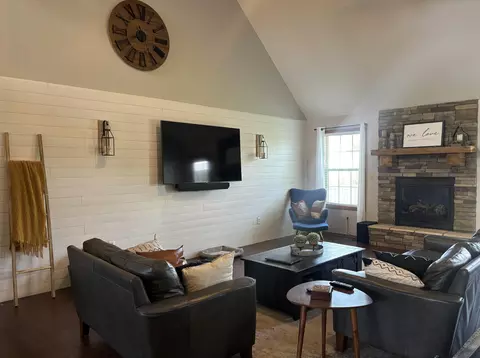 Living - 3504 N Ledgestone Dr, Ozark, MO 65721 photo 2 of 3