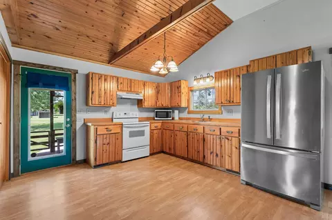 Kitchen - 415 Squaw Run Dr, Bruner, MO 65620 photo 1 of 1
