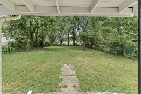 Exterior - 1616 W Belmont St, Springfield, MO 65802 photo 3 of 6