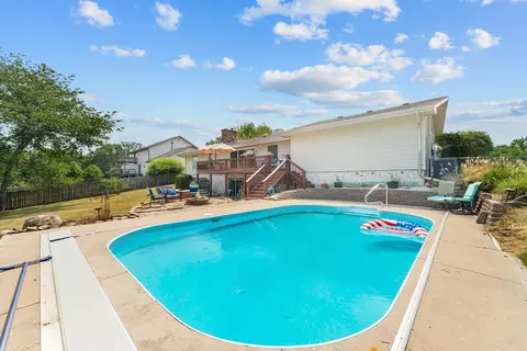 Exterior - 421 Santa Fe Dr, Forsyth, MO 65653 photo 9 of 14