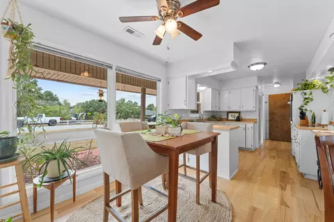 Dining - 421 Santa Fe Dr, Forsyth, MO 65653 photo 1 of 1