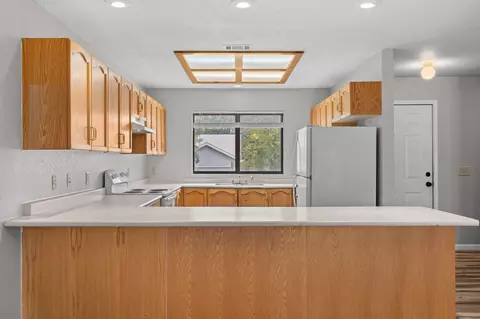 Kitchen - 202 Travis Trl, Branson, MO 65616 photo 1 of 5