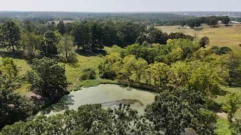 24770 Juniper Rd, Lebanon, MO 65536