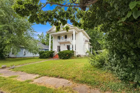 Other - 511 Mcnatt Ave, Aurora, MO 65605 photo 2 of 9