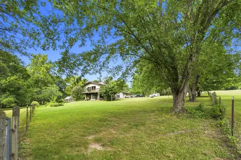 Exterior - 352 Clearspring Rd, Shell Knob, MO 65747 photo 5 of 21