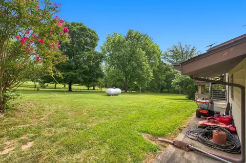 Exterior - 352 Clearspring Rd, Shell Knob, MO 65747 photo 9 of 21