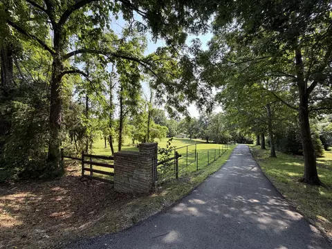 Exterior - 352 Clearspring Rd, Shell Knob, MO 65747 photo 20 of 21