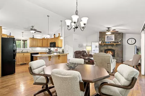 Dining - 23714 Welch Point Cir, Shell Knob, MO 65747 photo 2 of 2