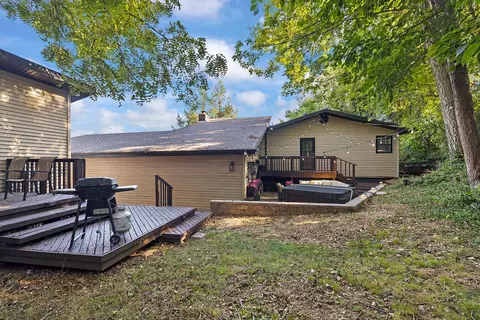 Exterior - 3963 El Dorado St, Springfield, MO 65809 photo 8 of 26