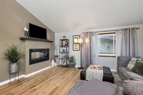 Living - 3963 El Dorado St, Springfield, MO 65809 photo 2 of 10