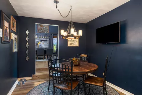 Dining - 3963 El Dorado St, Springfield, MO 65809 photo 4 of 5