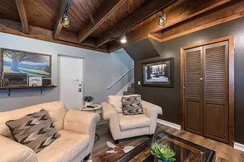 Living - 3963 El Dorado St, Springfield, MO 65809 photo 6 of 10