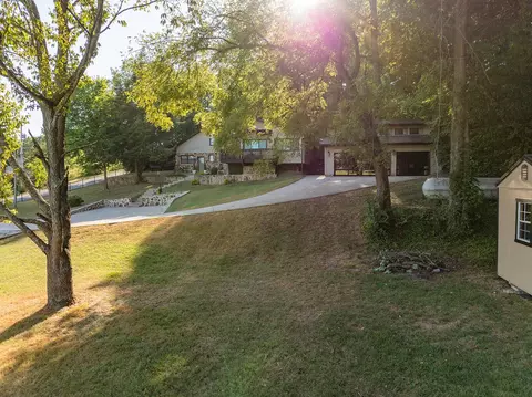 Exterior - 3963 El Dorado St, Springfield, MO 65809 photo 20 of 26