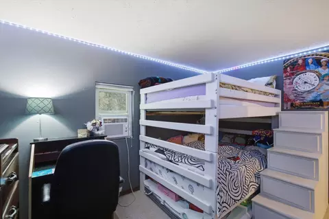 Bedroom - 1701 Jackson Spring Rd, Ozark, MO 65721 photo 1 of 5