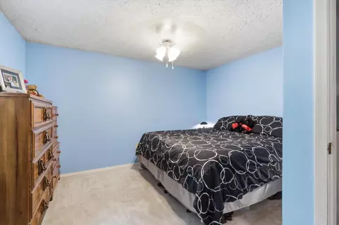 Bedroom - 1701 Jackson Spring Rd, Ozark, MO 65721 photo 3 of 5