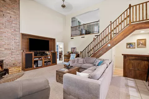Living - 1701 Jackson Spring Rd, Ozark, MO 65721 photo 3 of 8