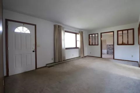 Living - 603 Kottmeier St, Ava, MO 65608 photo 2 of 15