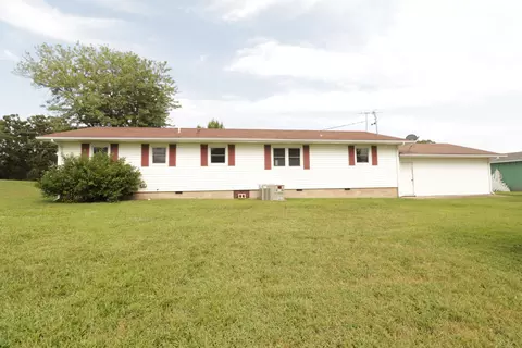 Exterior - 603 Kottmeier St, Ava, MO 65608 photo 5 of 12