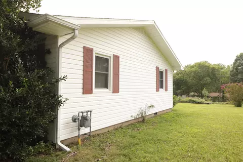 Exterior - 603 Kottmeier St, Ava, MO 65608 photo 2 of 12