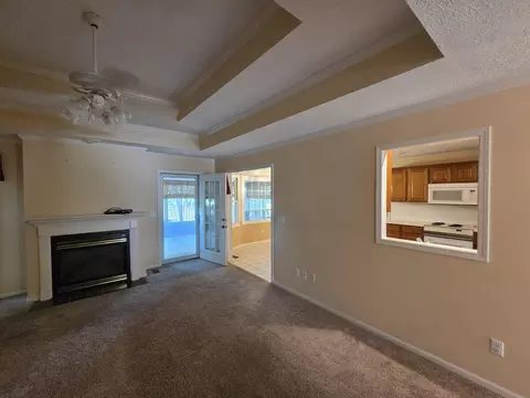 Living - 4719 S Clifton Ct, Springfield, MO 65810 photo 3 of 9