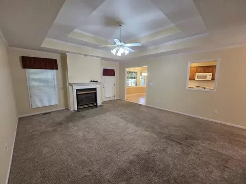 Living - 4719 S Clifton Ct, Springfield, MO 65810 photo 8 of 9