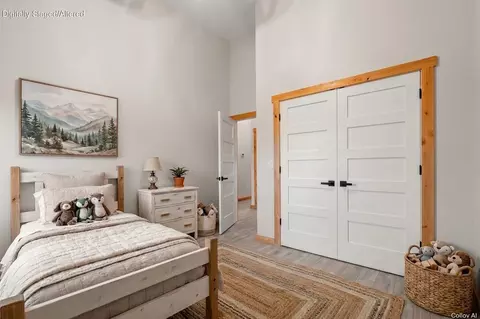 Bedroom - 290 Mckee Dr, Cedarcreek, MO 65627 photo 9 of 11