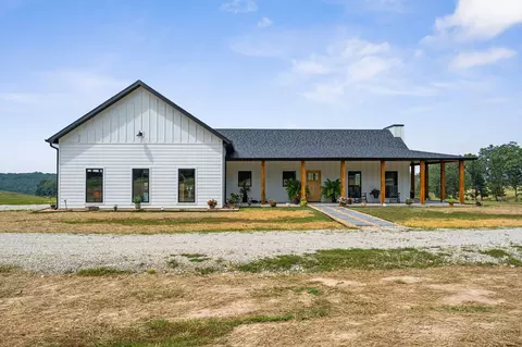 Exterior - 290 Mckee Dr, Cedarcreek, MO 65627 photo 4 of 23