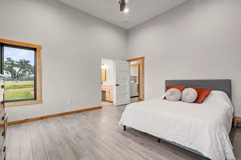 Bedroom - 290 Mckee Dr, Cedarcreek, MO 65627 photo 3 of 11