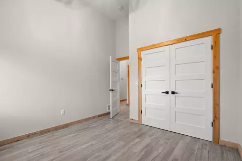 Bedroom - 290 Mckee Dr, Cedarcreek, MO 65627 photo 10 of 11